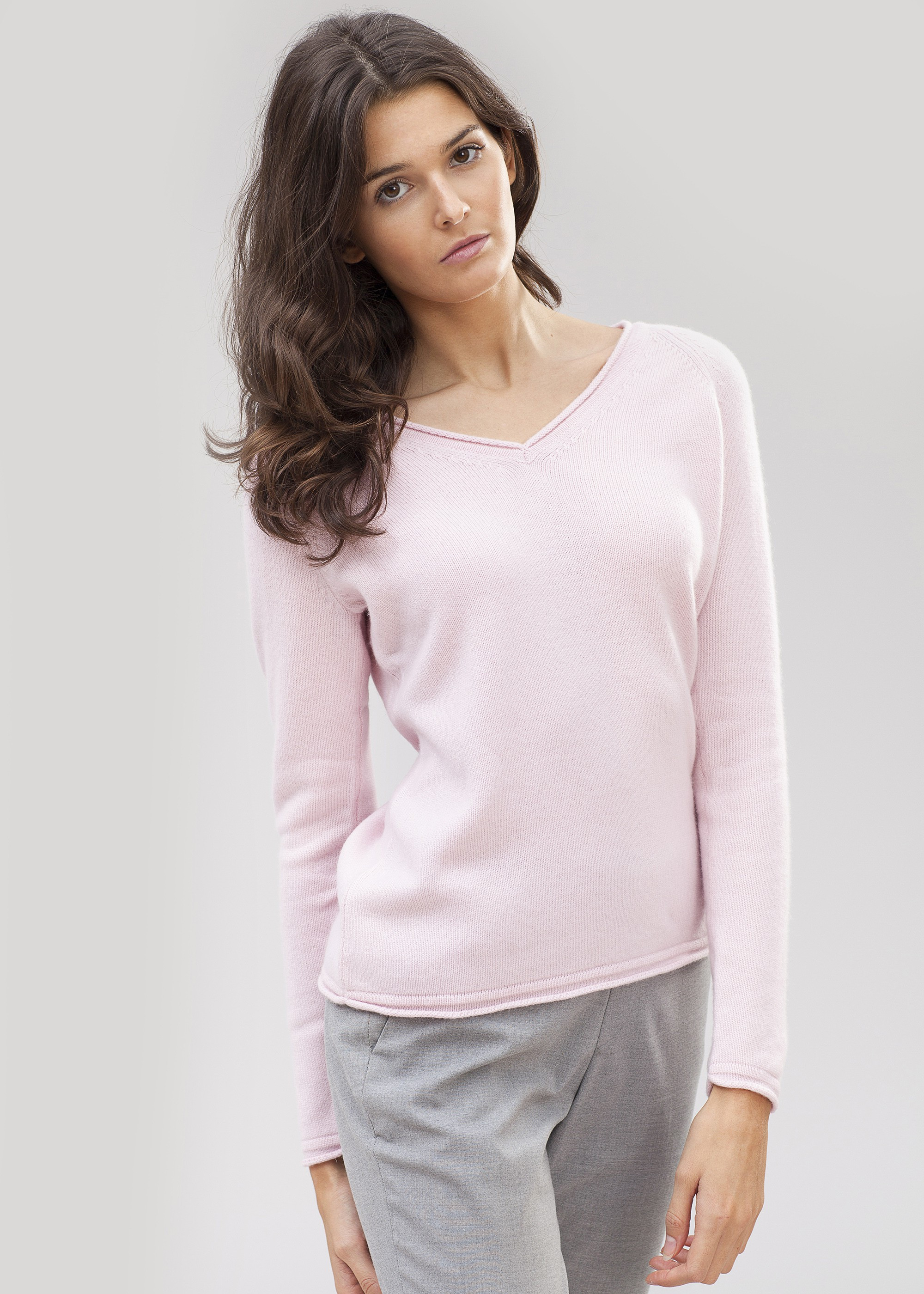 Pull Col V Classique en Cachemire Femme